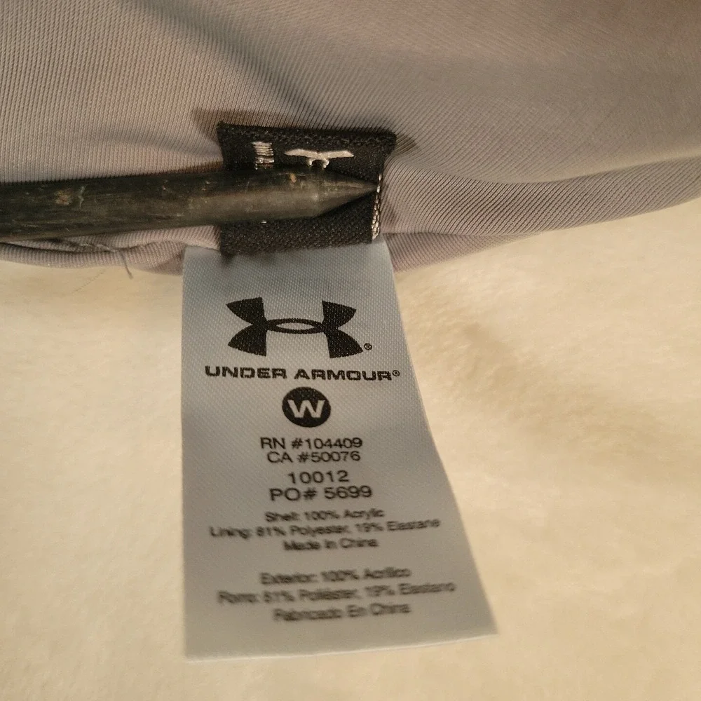 Under Armour stay warm